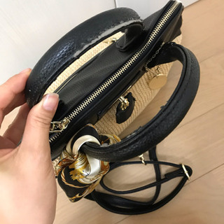 最終お値下げ！カゴバッグ ショルダーつき スカーフつきの画像
