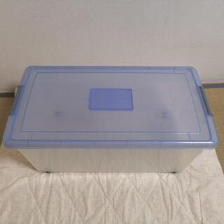 《7末終了》コロコロ付き衣装ケース 1個
