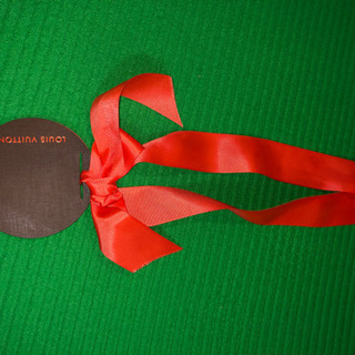 ルイ・ヴィトンのリボンの画像