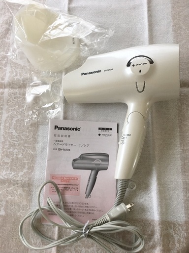 ドライヤー Panasonic ナノケア 白