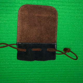本革ポーチの画像