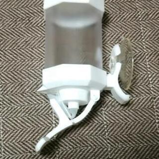 真っ白な水切りカゴ☆おまけ付きの画像