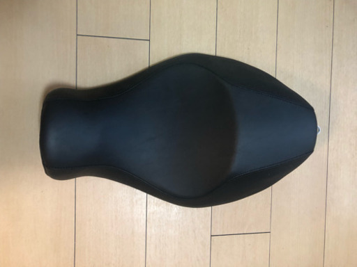 商談中 ハーレー 純正シート