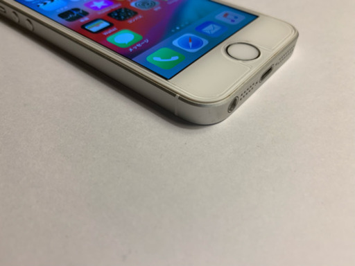iPhone SE Silver 16 GB SIMフリー