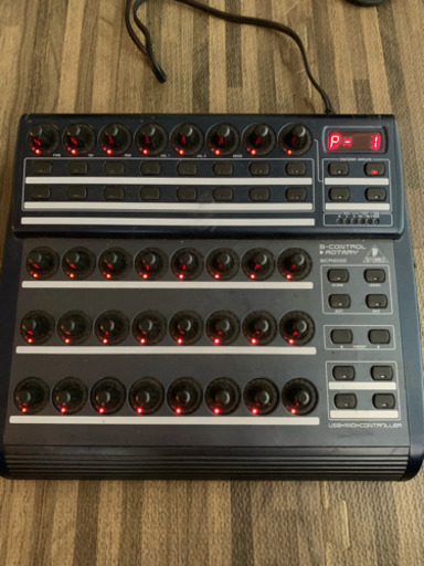 楽器 BEHRINGER BCR2000