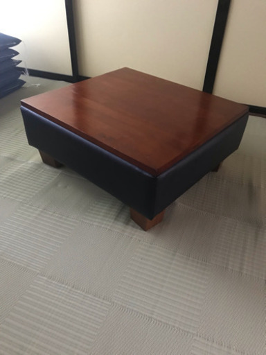 デザイン家具 革張りのおしゃれな家具