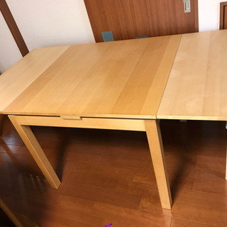IKEA ダイニング テーブル セット 伸縮性2〜6人掛けの画像