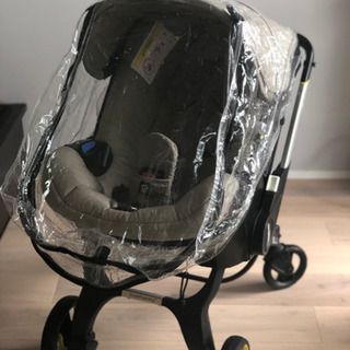特価！ドゥーナ Doona ベビーカー兼チャイルドシートの画像