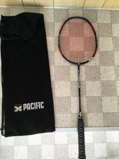 バトミントンラケットPACIFIC