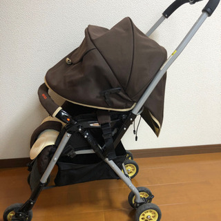 APRICAのベビーカー、期間限定の値下げの画像