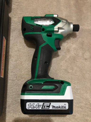 マキタ 充電インパクト 14.4V M697DSX