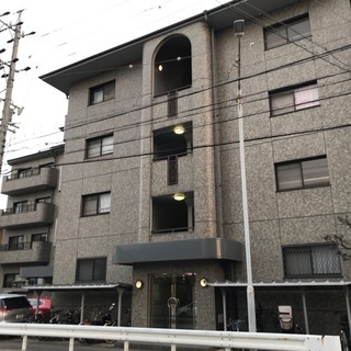 【ジモティ限定！】家賃減額しました！！！鶴舞線平針駅徒歩圏内！入居費用10万円ポッキリ！！！早い者勝ちの広々３ＬＤＫ　４ＬＤＫメゾネット物件です♪の画像