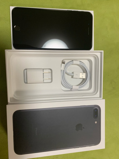 Docomo iPhone 7 Plus ブラック 128GB 中古品美品