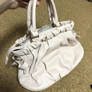 値下げ✨淡いピンクのハンドバッグの画像