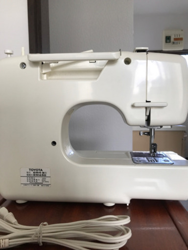 美品 トヨタコンパクトミシン