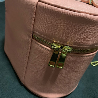 ショルダーバッグの画像