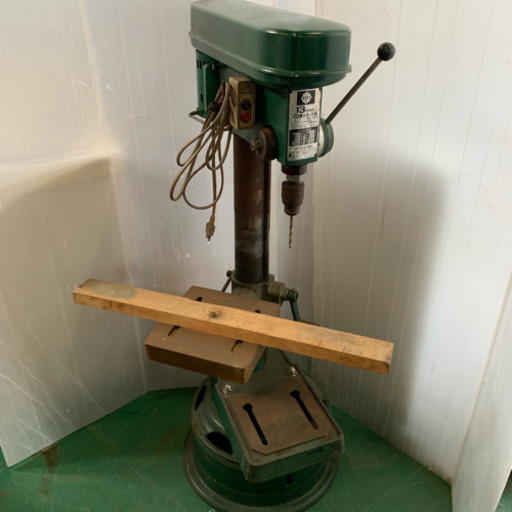 ヤ終 ☆動作確認済み☆ 日立 13mm卓上ボール盤 BE-360Ｂ100V 50/60Hz 360mm スピンドル送り80mm 4段階回転切替 HITACHI 東 e