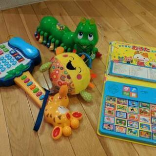受付中断です(*˘︶˘*)　1歳〜おもちゃ　