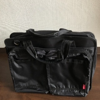通勤用カバンです。の画像