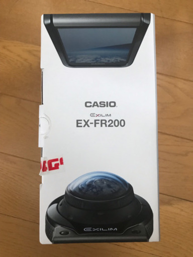 カシオ デジタルカメラ EX-FR200