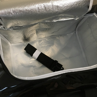 ★売ります★エナメルクーラーバッグ & 大型 水筒 セットの画像