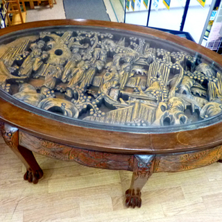 木彫り 座卓 ローテーブル 楕円 ガラス天板 中国美術 アンティーク　アジアン 木彫り テーブル 座卓 ローテーブル 装飾 アンティーク ガラステーブル