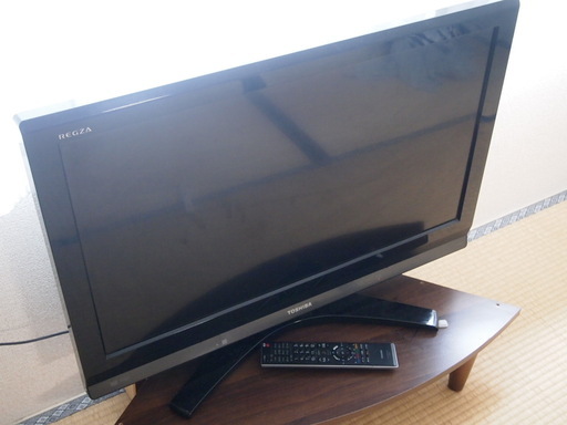 東芝レグザ　３２型液晶テレビ/ＨＤＤ内臓　32Ｈ8000　中古
