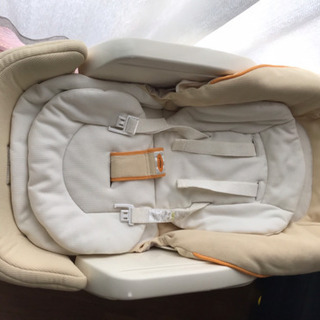 【取りに来られなかったため再出品】ハイローチェア  コンビ 手動