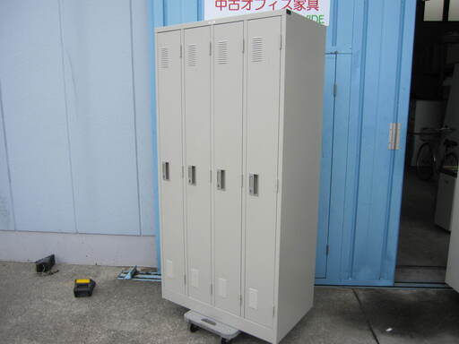 4人用ロッカー　更衣ロッカー　ナイキ製　LK4J　ニューグレー色