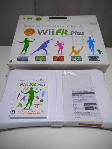 ニンテンドー Wii Fit Plus ソフト ＆ バランスWiiボード セット
