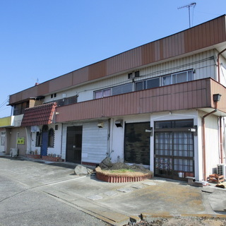 折本貸店舗　3号　／／　店舗・倉庫・置き場　使い方色々！！　