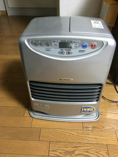ファンヒーター二台