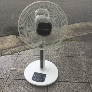 #2467 HITACHI リビング扇風機 リモコンタイプ HE...
