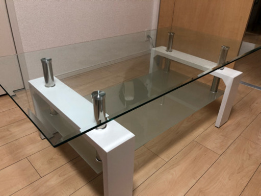 ガラステーブル
