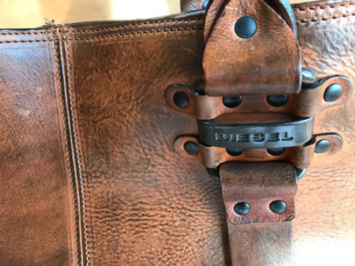 ディーゼルレトロ調ボストンバッグ