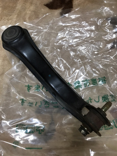 ホンダエリシオンRR1純正リアアッパーアーム