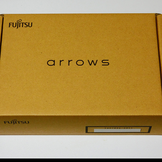 富士通 arrows M02 シムフリータイプ。未使用新品。 +...
