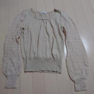 earthのセーター 　未使用