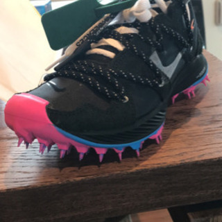 【新品&激レア】オフホワイトX NIKE ウィメンズ ズーム カイガー 5 全色3足セット 22.5cm コンプリート SNKRS正規購入の画像