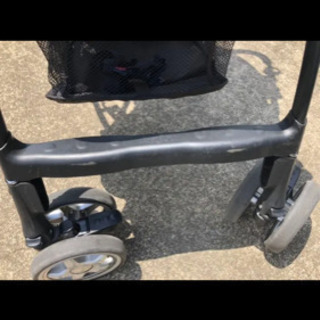 ベビーカー アップリカ