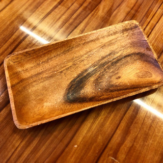 【値下げしました】木製トレイ