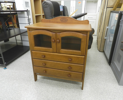 カリモク キャビネット 収納棚 ガラス戸 引出し 3段 模様付き karimoku 木製 ☆ PayPay(ペイペイ)決済可能 ☆ 札幌市 北区 屯田