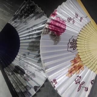 中華扇子 -未使用新品-