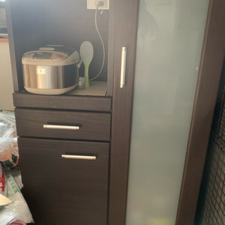 受け渡し予定者様決まりました！ニトリ食器棚