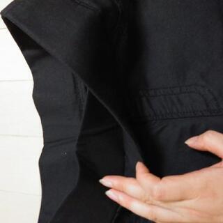 値下げ↓黒のパンツ　スリム　美品の画像
