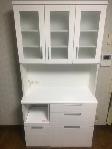 100㎝幅の食器棚