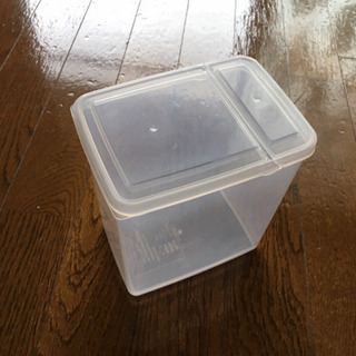 キャンドゥのプラ容器