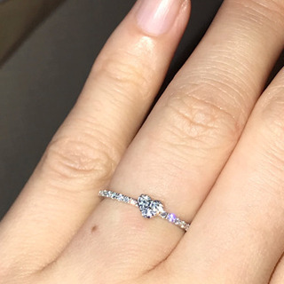 新品未使用k18ダイヤモンドリングの画像