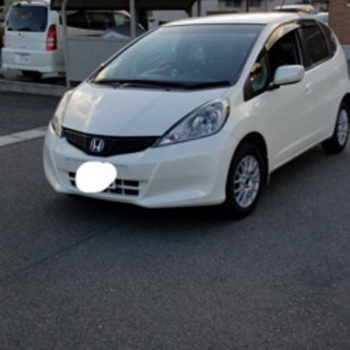 H25 フィット 車検付き 格安の画像