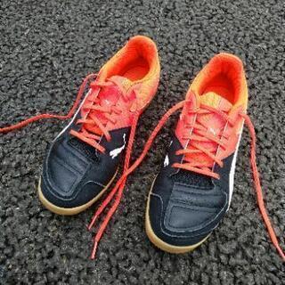【美品】フットサルシューズスパイク/PUMAガベットサラ